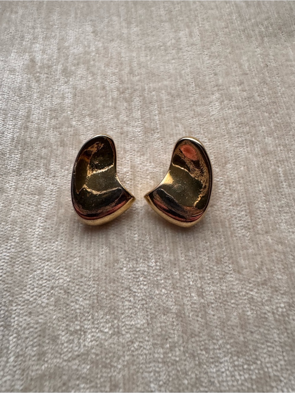 🛍️3/$45🛍️ Vintage Gold Curve Clip-On Earrings